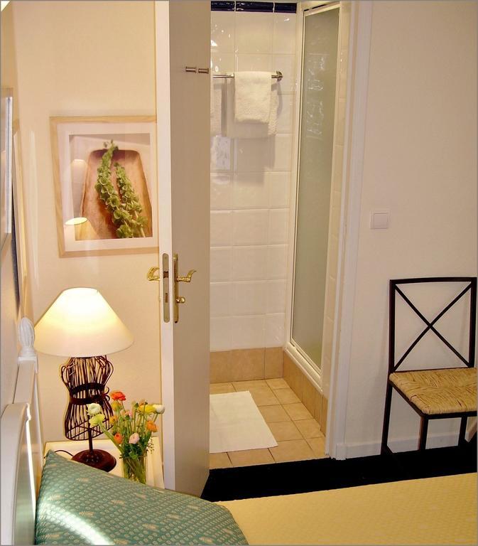 Hotel Riviera Beaulieu-sur-Mer Pokoj fotografie